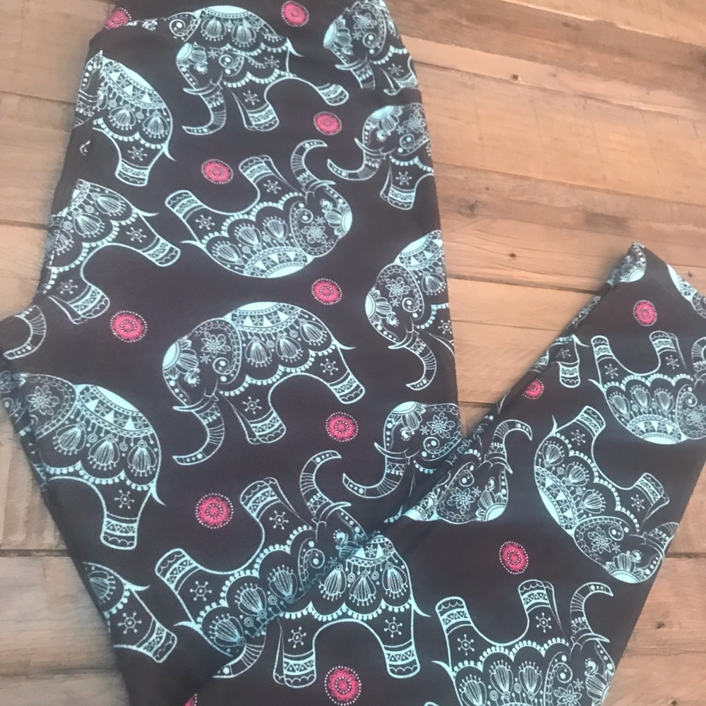 Charlie’s Project paisley elephant leggings OS